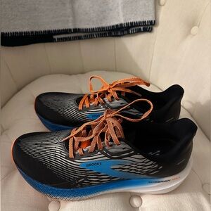 Brooks Hyperion Max Black/Grey/Orange